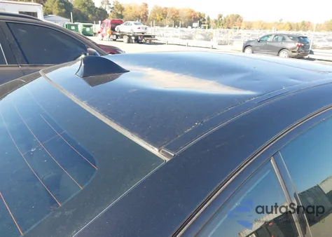 2016 BMW M5 z USA, uszkodzony, nr VIN WBSFV9C51GG343384